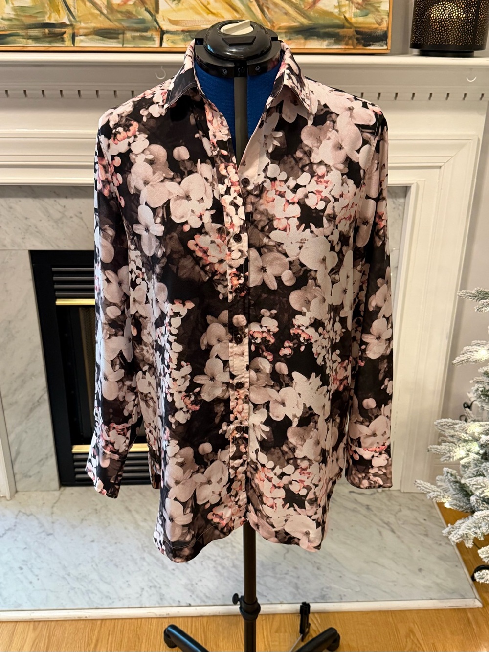 Banana Republic long sleeve, button down, floral pink, black, & white blouse, M